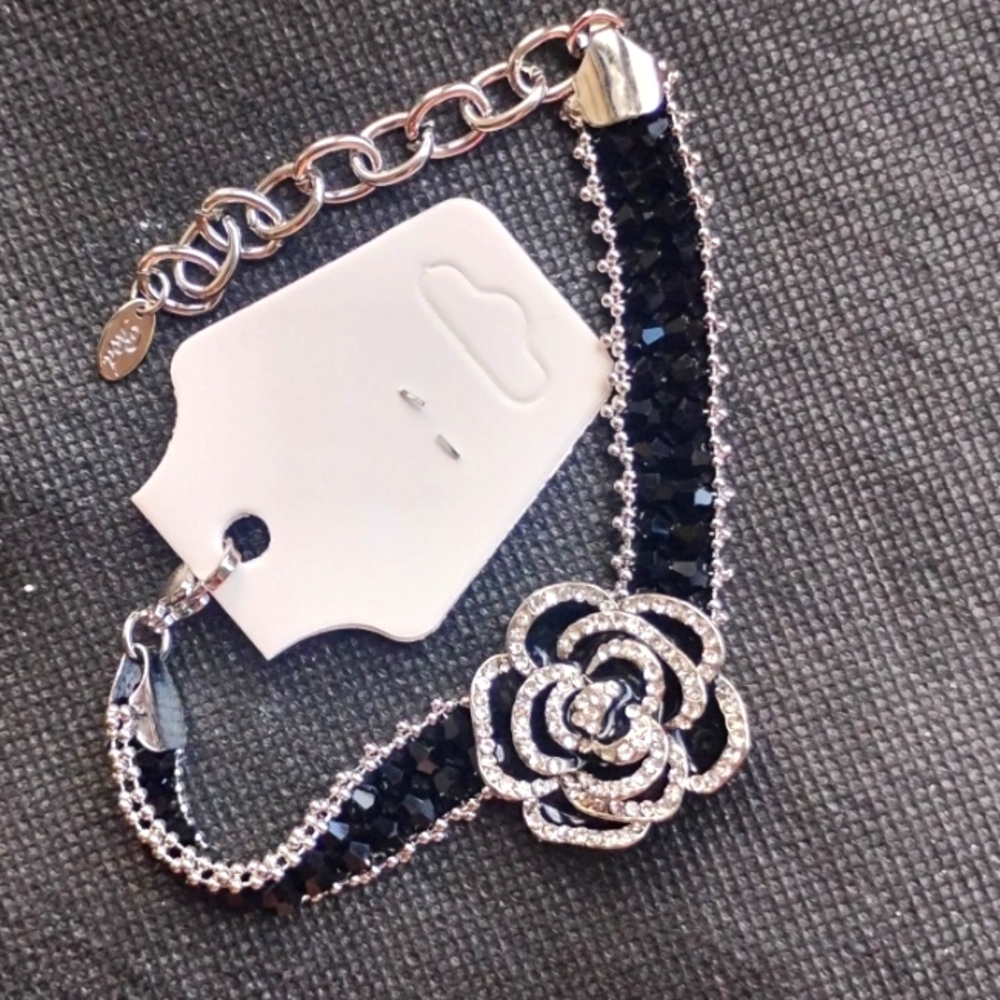 Elegant Silver and Black Bracelet